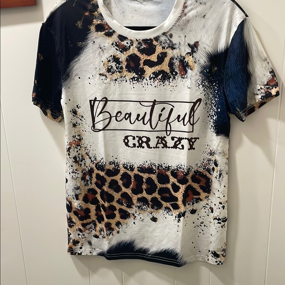 Leopard Print Graphic T-Shirt